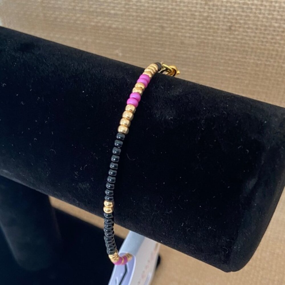 Elegant Pink, Black and Gold Beaded Bracelet